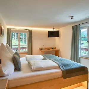  Hotel Forsthaus Valepp Germania