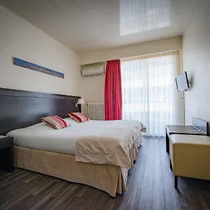 *** Hotel Comté De Francia